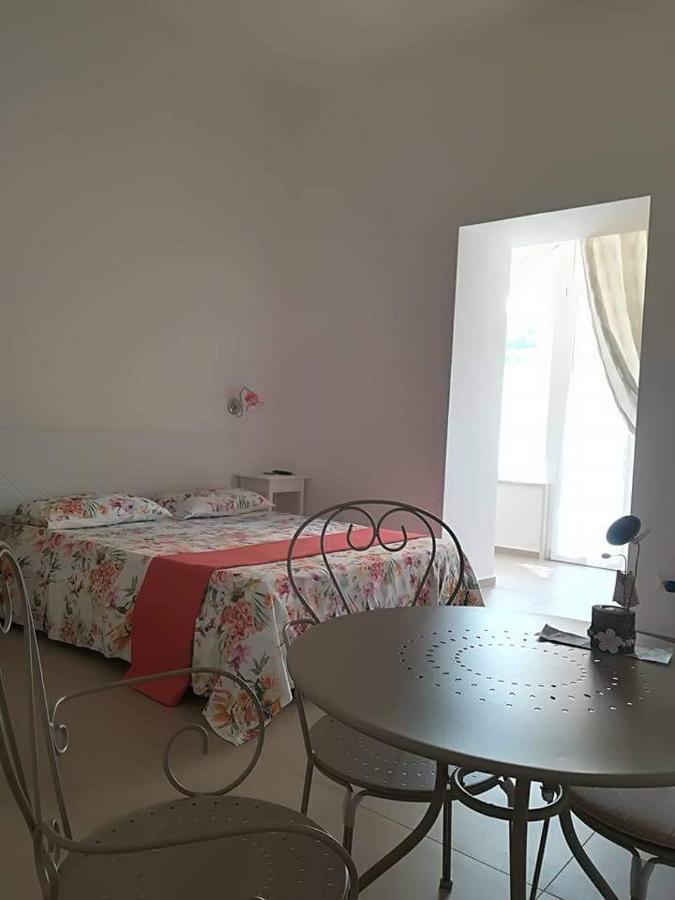 Il Covo Delle Civette Bed & Breakfast Vietri Стая снимка